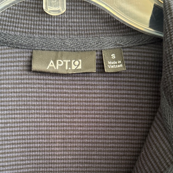 Apt. 9 Navy with Black  Small Men’s Pullover - Picture 2 of 13